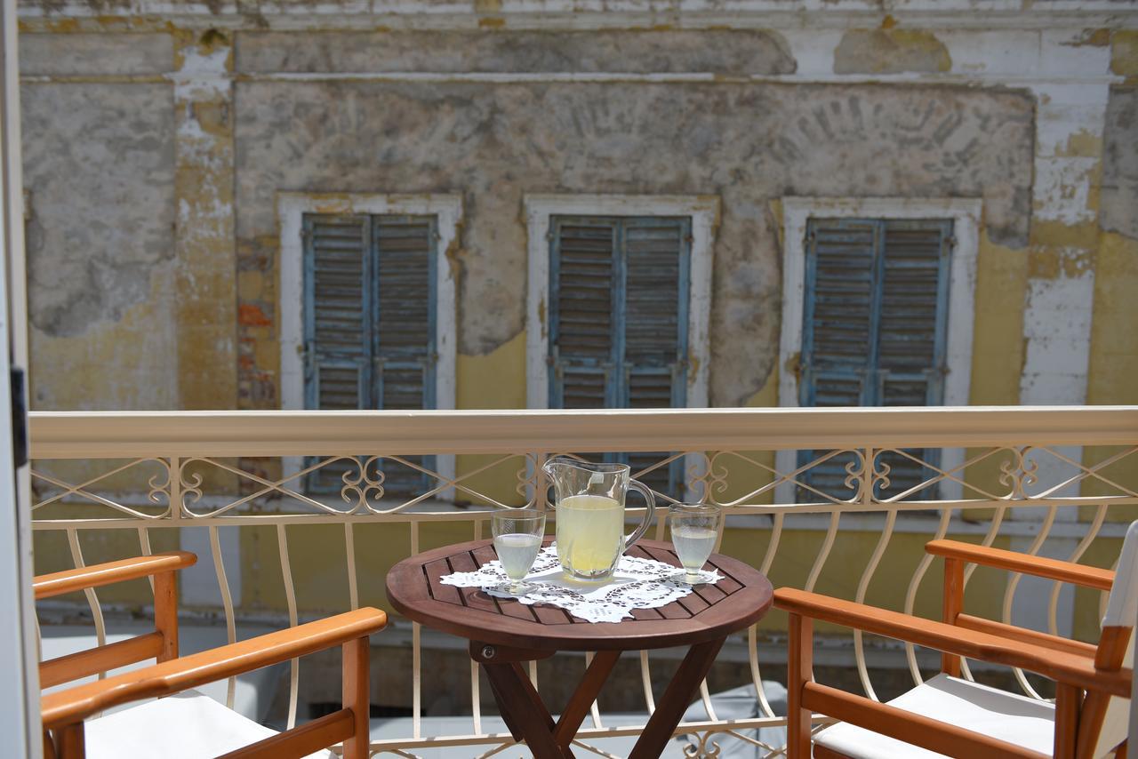 Oisyra Boutique Hotel Ermoupoli Exterior photo